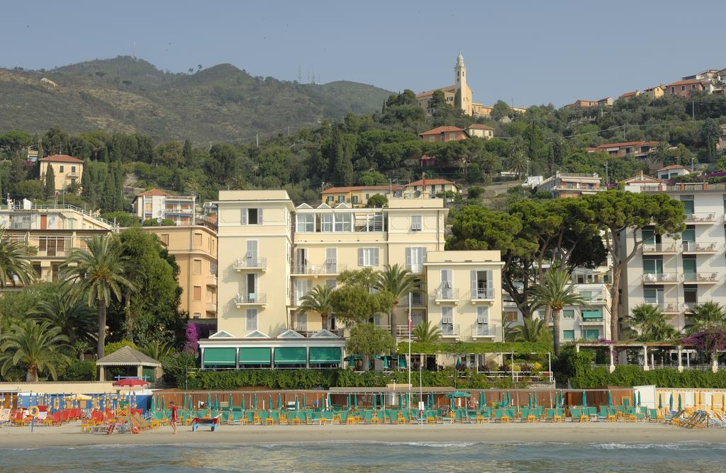 Hotel Beau Sejour Alassio Exteriér fotografie